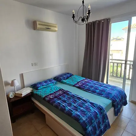 Gazde/Camere de închiriat Caesar
